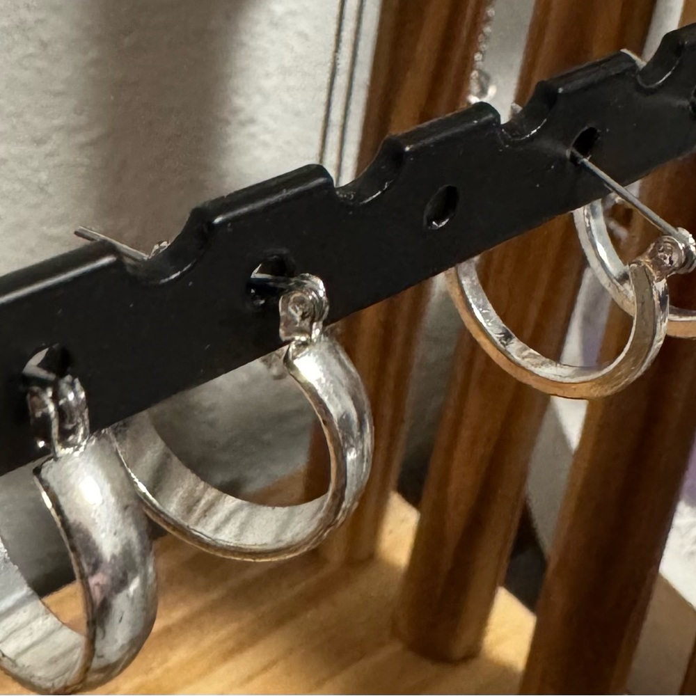 Earring Bundle - Picture 3 of 7